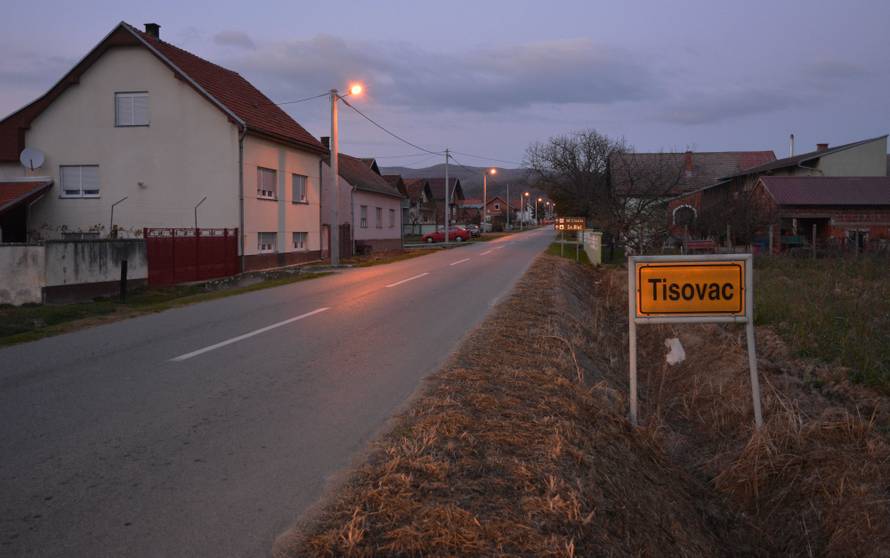 U nesreÄi kod Nove GradiÅ¡ke poginula majka Äetvero djece