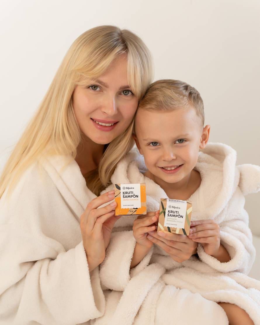 Otkrivamo zašto sve više kupaca bira Biljarica krute šampone i regeneratore