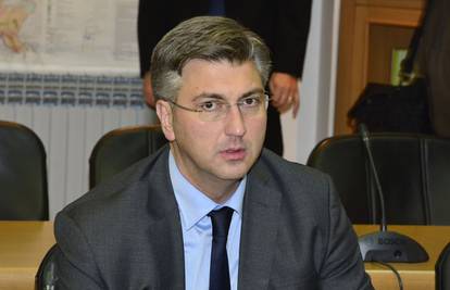 Plenković: Vlada će se uključiti u rješavanje problema u Brodu