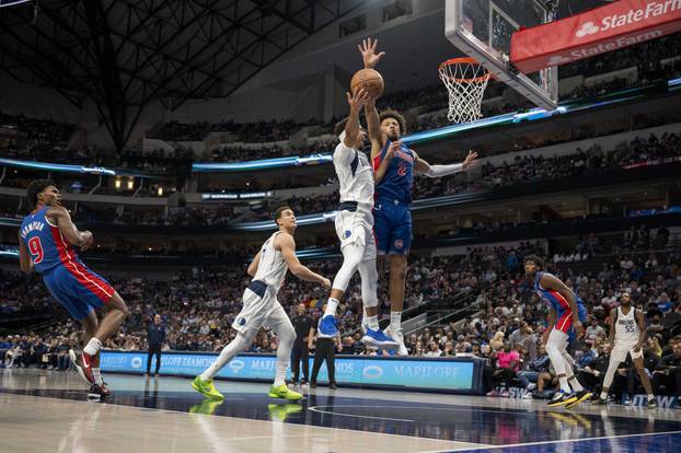 NBA: Preseason-Detroit Pistons at Dallas Mavericks