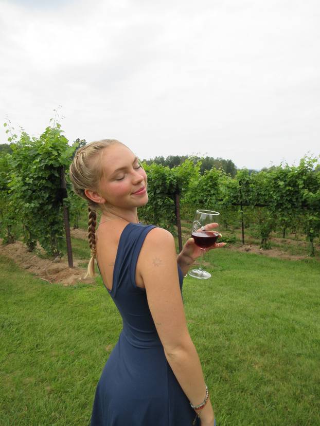 FOTO Darijo Srna prodao ga je za rekordnu svotu. Sad ne smije igrati, a ona ga pritom zabavlja