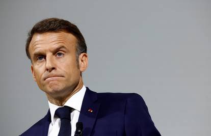 Macron raspustio vladu, a sad poručio suparničkim strankama: Ujedinimo se protiv desnice!