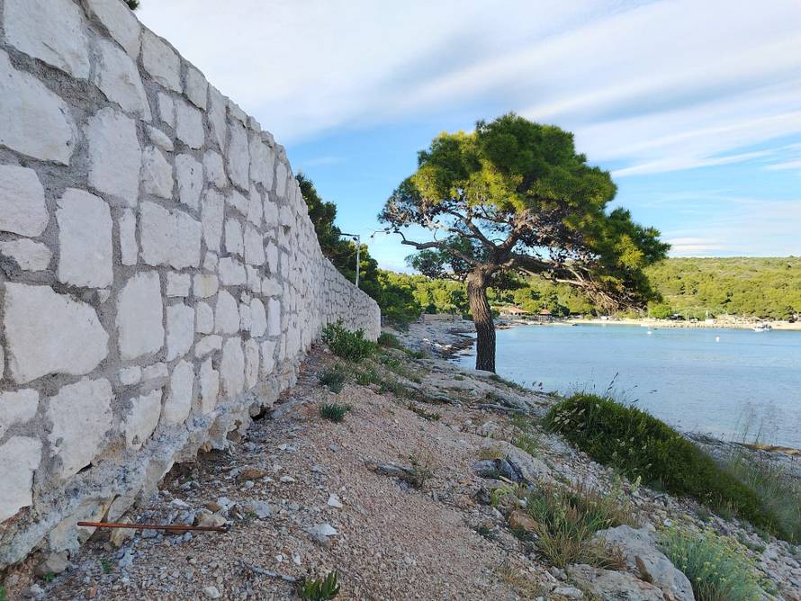 VELIKA GALERIJA Uz Pripuza sad i drugi dižu zidove na Murteru: 'Uništavanje se dalje nastavlja'