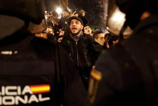 Protest against management of emergency response to the deadly floods in Valencia