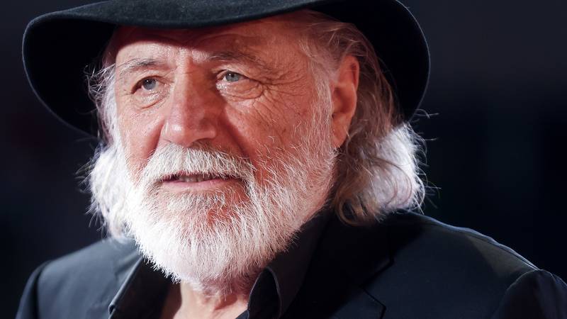 Rade Šerbedžija opozoril na nevarnost časov na Sarajevo Film Festivalu.