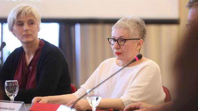 Zagreb: Okrugli stol "Zakon o pobačaju za 21. stoljeće - Vjerujemo ženama"
