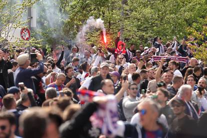 Ženeva: Atmosfera ispred stadiona uoči početka finalne utakmice Lige prvaka mladih