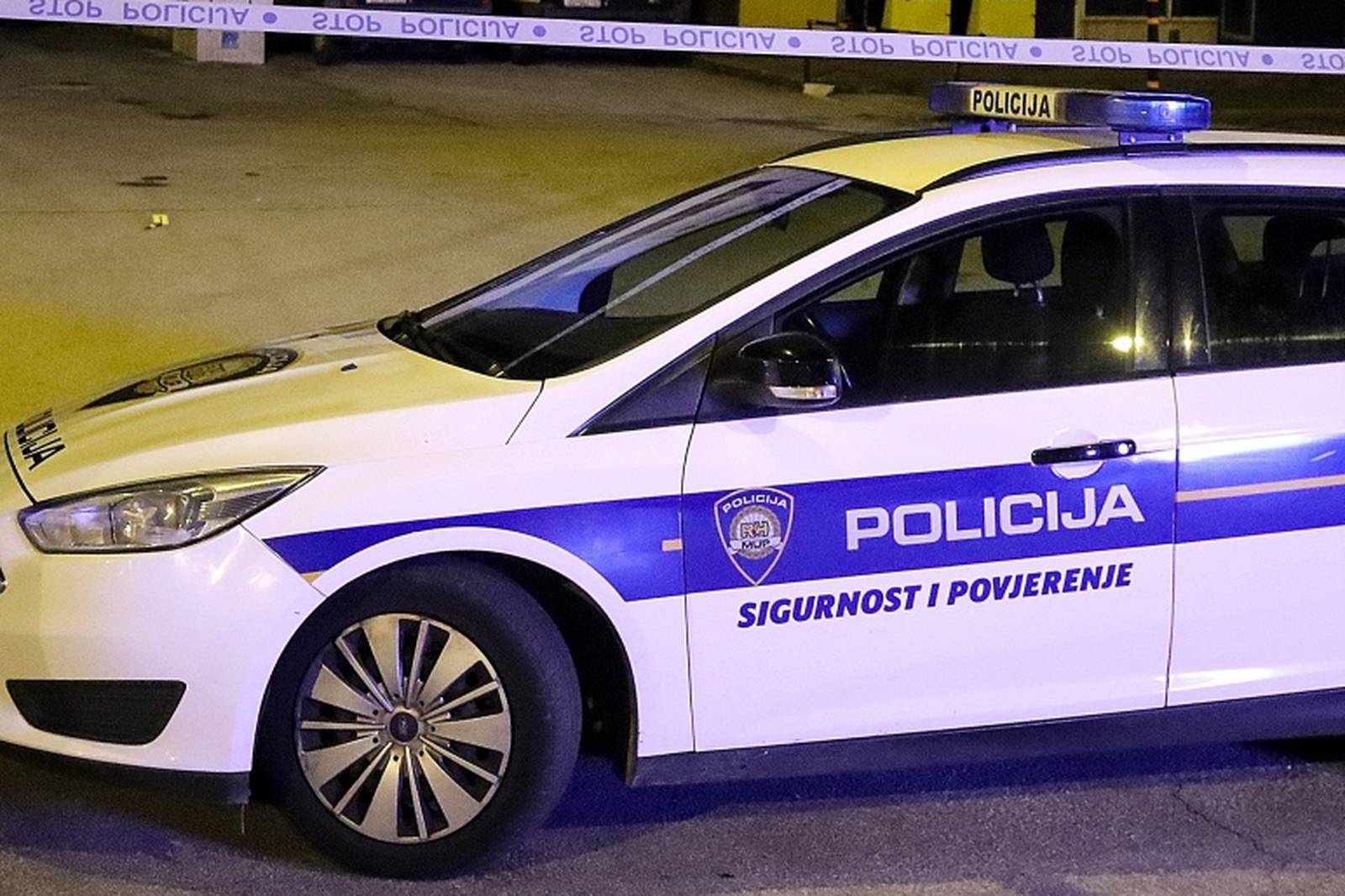 Zagreb: Policijski očevid na mjestu pucnjave u Sesvetama