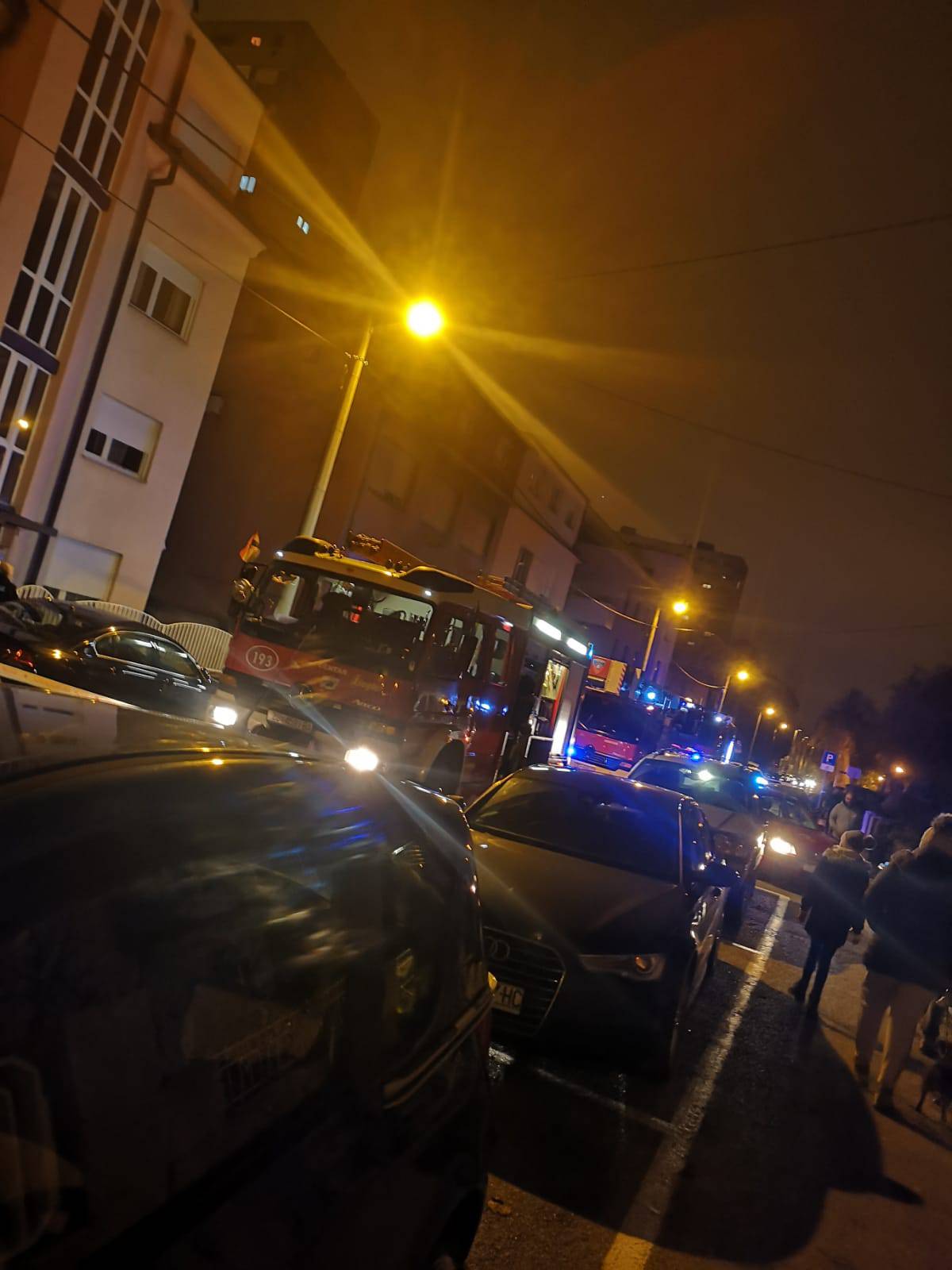 Požar u stanu kod Maksimira: 'Čula se jaka eksplozija, odmah sam istrčao van u panici'