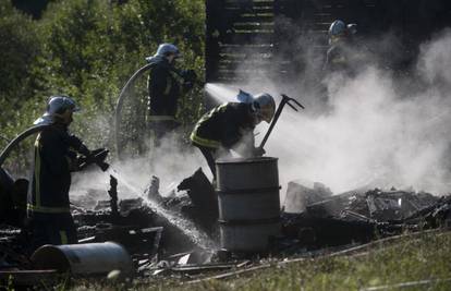 Zagreb: U požaru drvene kuće, muškarac (54) teško ozlijeđen