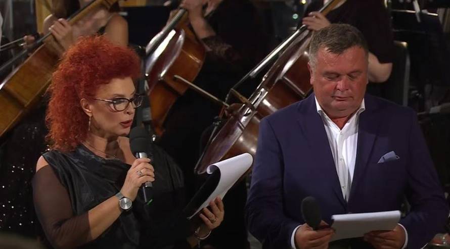 HRT-ova voditeljica zabrinula mnoge fotografijama iz bolnice: 'Treba znati kada trebate stati'