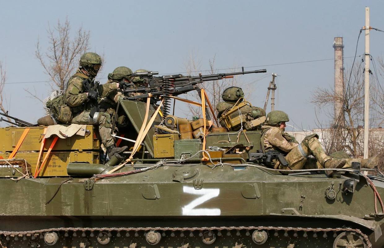 Lukašenko  tvrdi da NATO izaziva početak 3. svjetskog rata, Rusi pucali po vlaku s izbjeglicama...