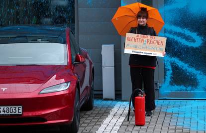 Tesla želi izbaciti kineske dijelove iz proizvodnje u SAD-u