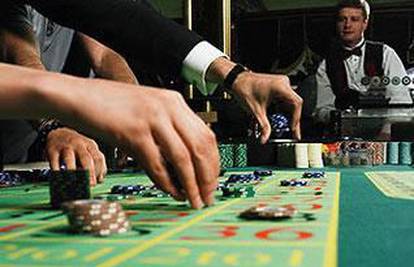 Online-Casinos.com: Kocka može spasiti ekonomiju RH