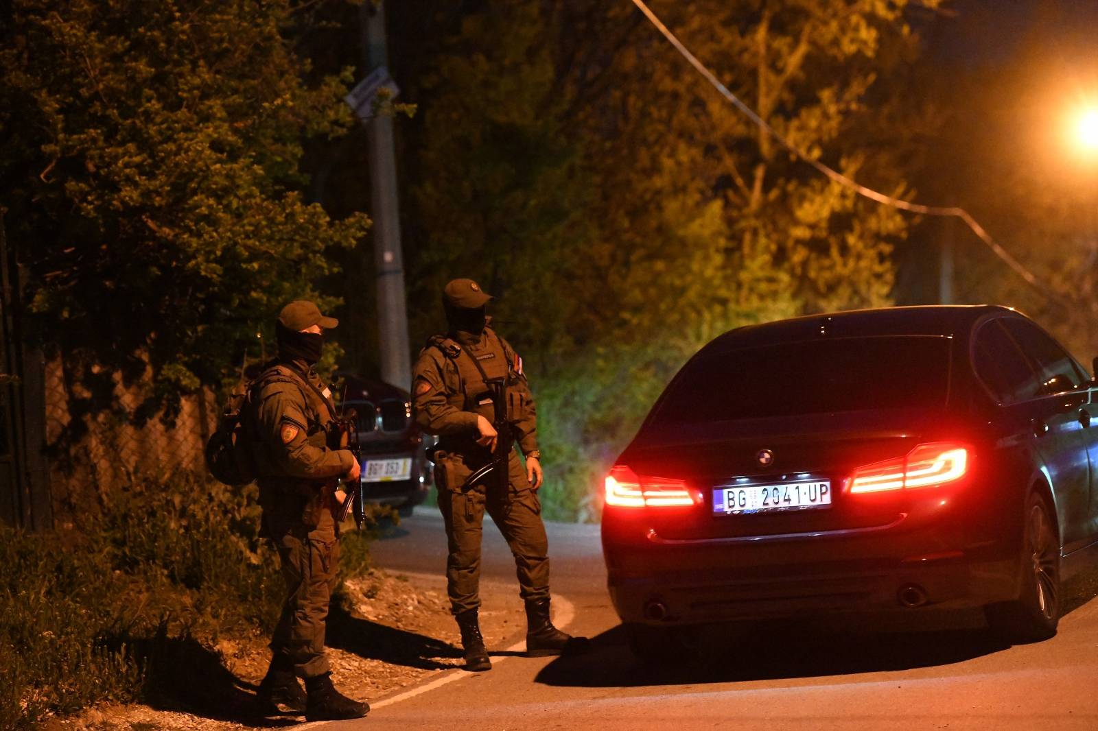 Beograd: Policijski pretres vikendice Veljka Belivuka, poznatijeg kao Velja Nevolja