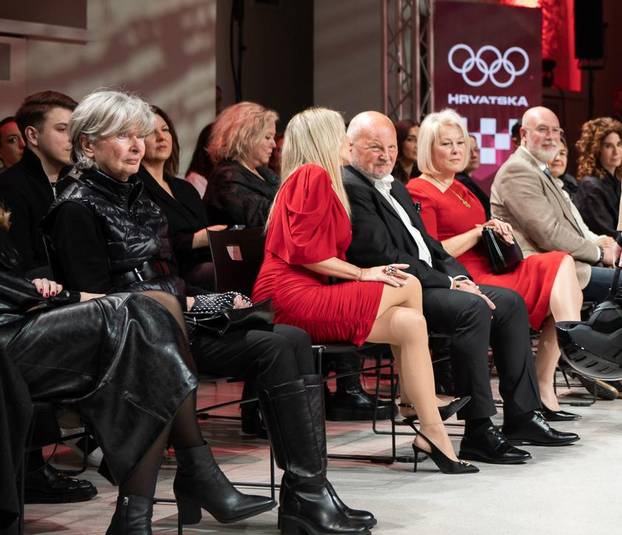 Zagreb: Na modnoj reviji predstavljena zimska olimpijska kolekcija za Zimske olimpijske igre