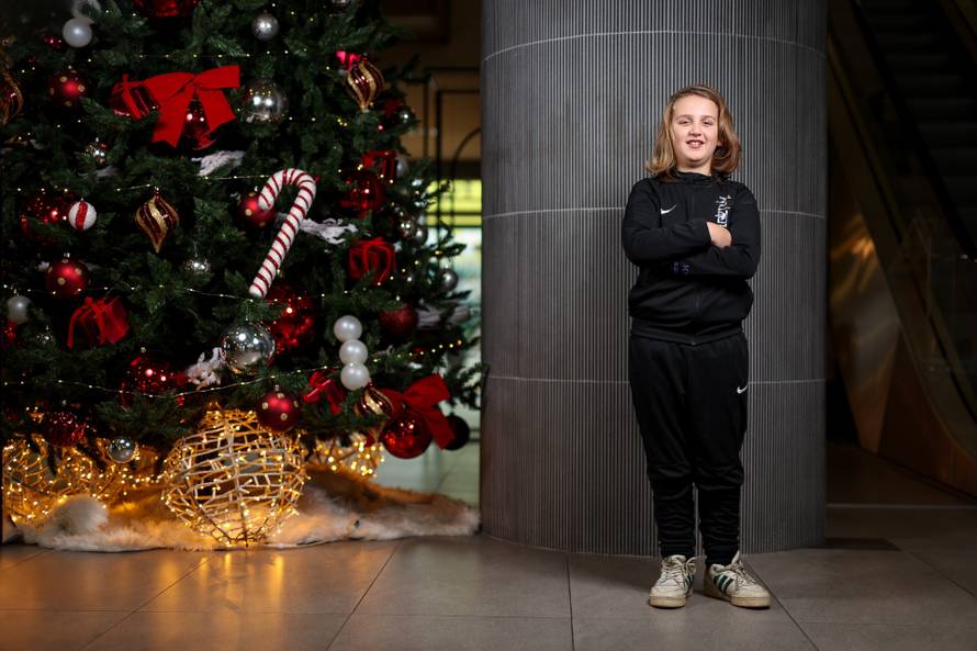 24 SATA Zagreb: Dječak Patrick pušta dugu kosu pa je donira djeci oboljeloj od malignih bolesti