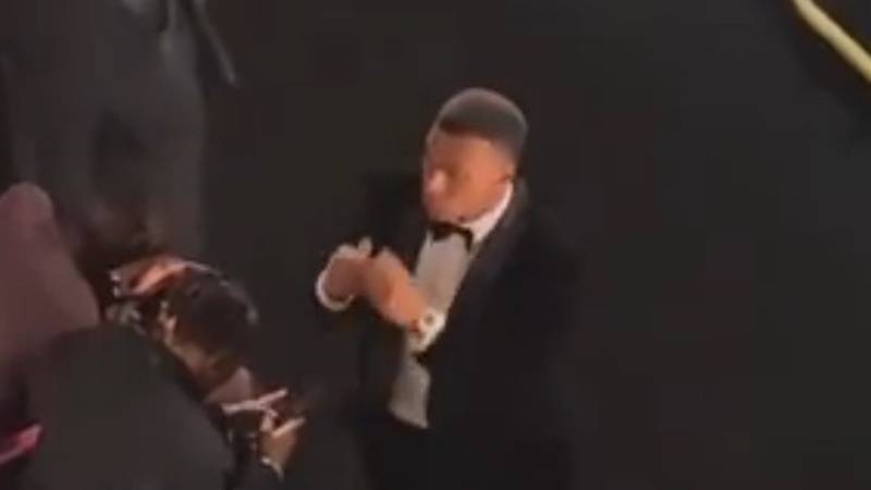 VIDEO Mbappeova reakcija uoči dodjele Zlatne lopte postala je viralna. Ostao je i bez sponzora!