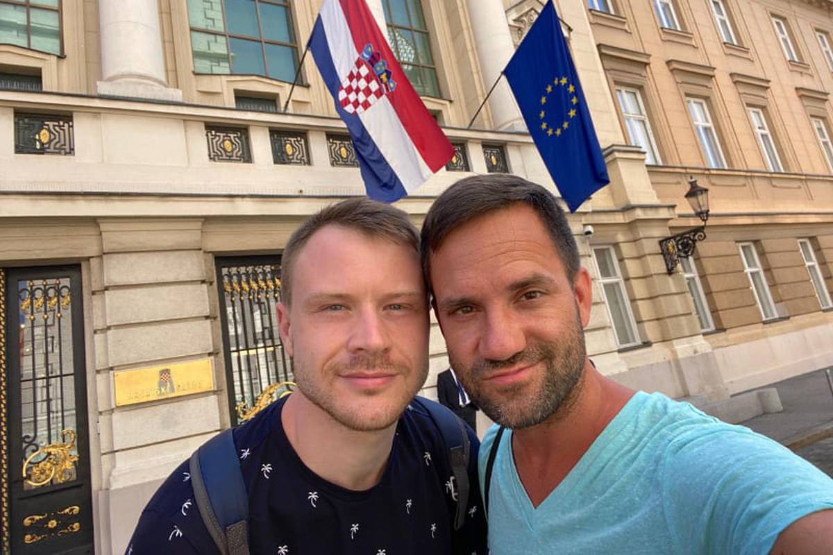 Gay oglasi bosna i hercegovina