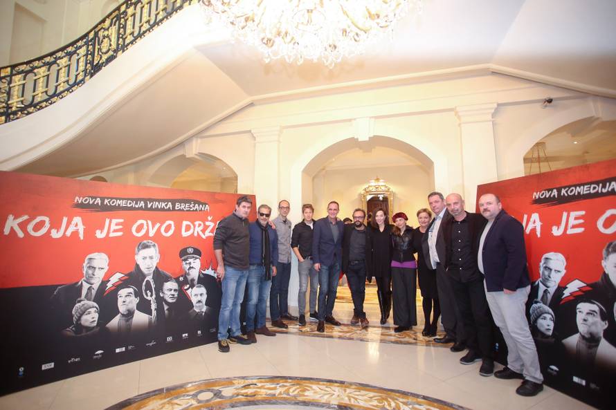 'Kulmerovi dvori idealni su za predstaviti komediju apsurda'