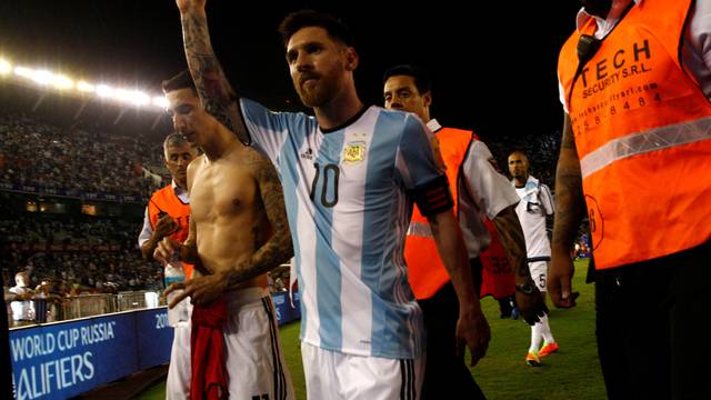 Football Soccer - Argentina v Chile - World Cup 2018 Qualifiers