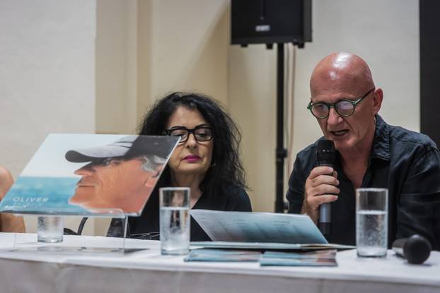 Vela Luka: Promocija novog albuma Olivera Dragojevića “Dolaziš”