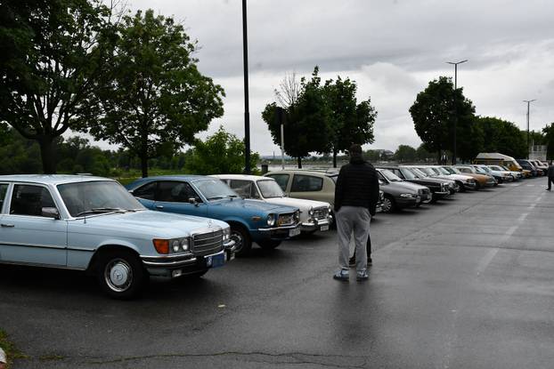 Međunarodni oldtimer susret u Slavonskom Brodu