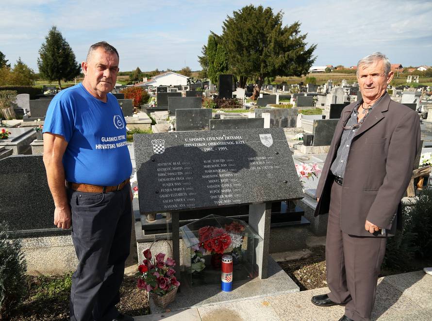 Sin ga još traži: Tatu su tjerali zavezanih ruku ispred tenka...