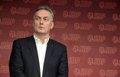 Lider BiH SDP-a novinaru dao naputke kako 'urediti' vijesti