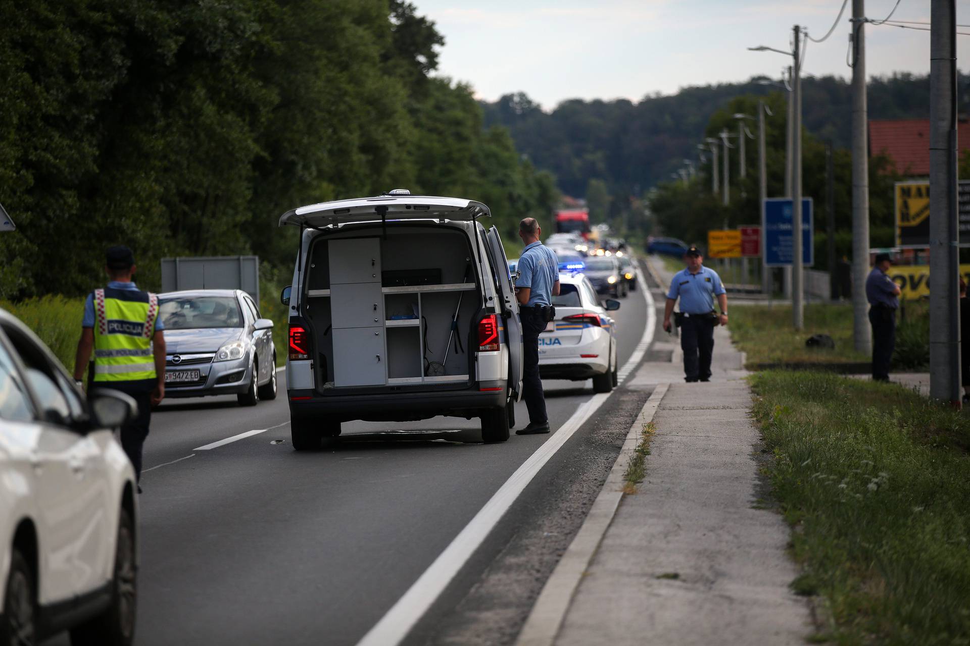 Kalinovica: U prometnoj nesreći kod Zagreba poginuo motociklist