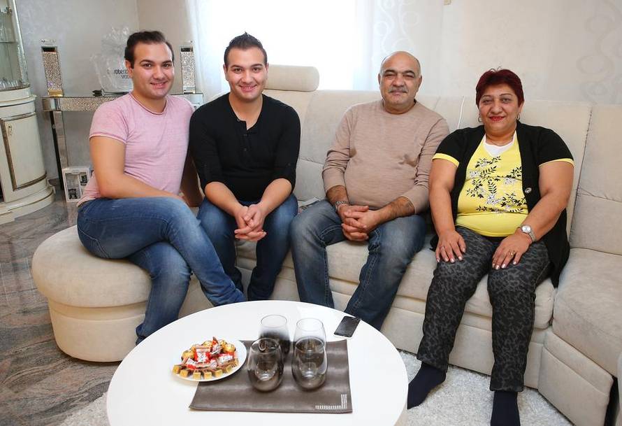 Rada Vasić u suzama: 'Rak mi se vratio, ni ne ustajem iz kreveta. Ne znam ni kako se još borim...'