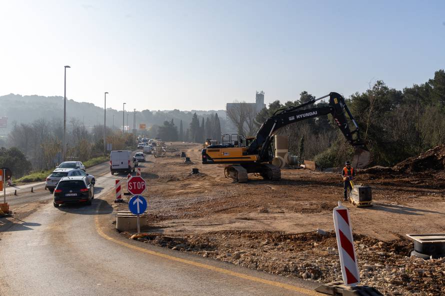 Pula: Ministar Butković obišao je gradilište cesta DC66 i DC75 na dionici Veli vrh-Pula