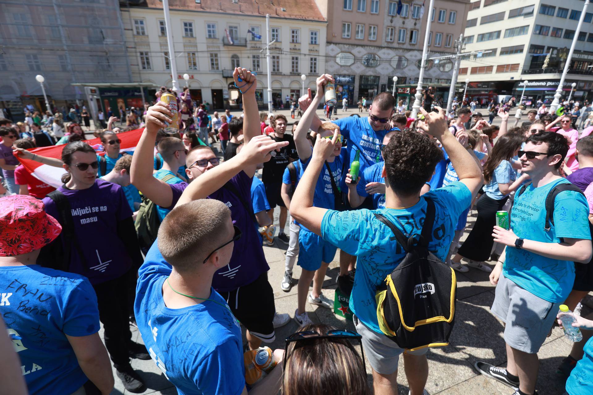 Zagreb: Norijada na  Trgu bana Josipa Jelačića