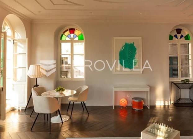 FOTO Prodaje se luksuzni stan u šibenskoj palači: Cijena mu je 700.000 eura, ima 90 kvadrata