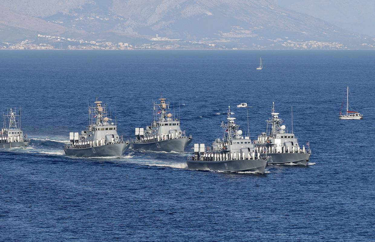 Brodovi Stalne skupine NATO-a  posjetili su Hrvatsku ratnu mornaricu i Dubrovnik