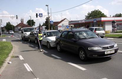 Nedelišće: U lančanom sudaru četiri vozila ozlijeđeno 7 ljudi