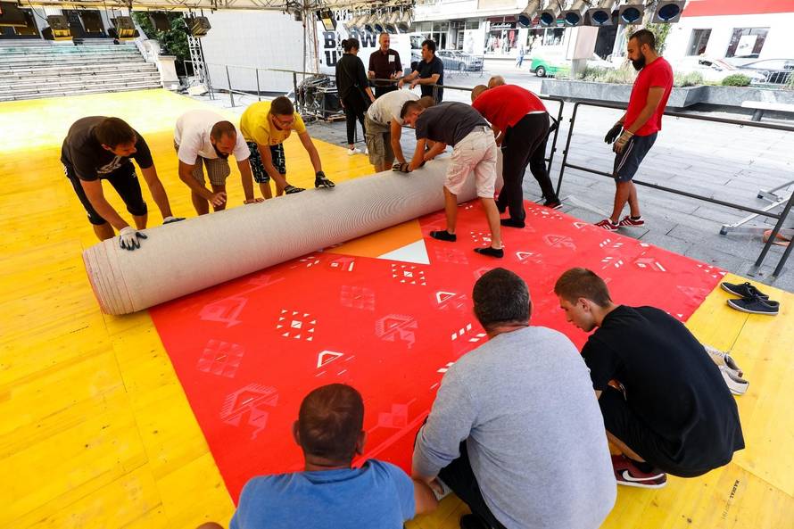 Nema crvenog tepiha: Zvijezde će hodati po bosanskom ćilimu