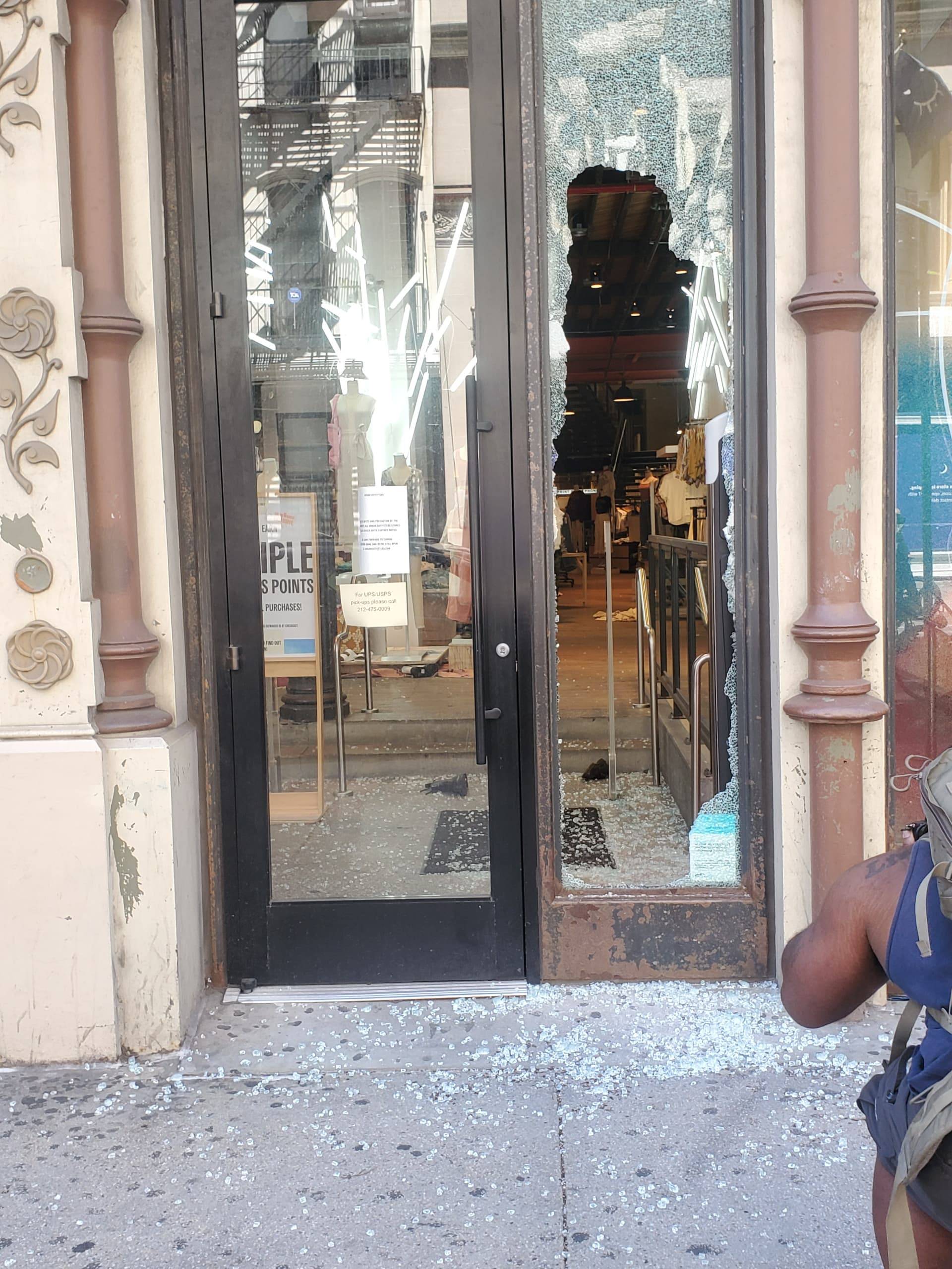 Hrvati iz New Yorka: 'Ovo nema veze s prosvjedima, vrijeđa se,  pljačka i prijeti pištoljima...'