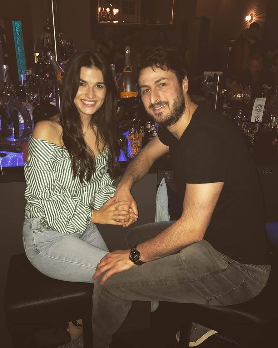 Duvnjak je suprugu upoznao u školi, Mandić ljubi atraktivnu Anu, Cindrić bivšu rukometašicu