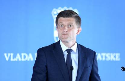 Zdravko Marić: Razmatramo uvođenje vaučera za gorivo