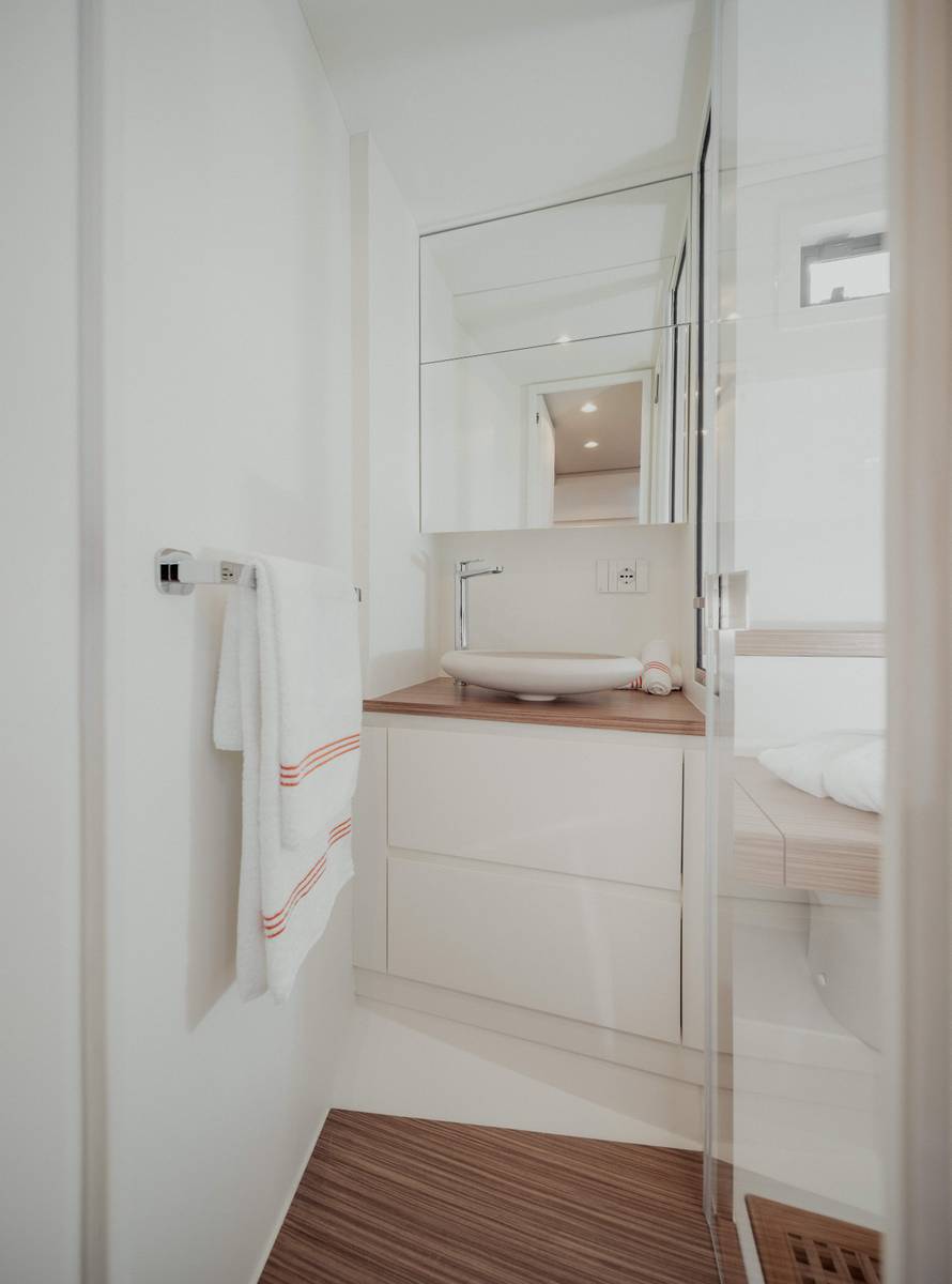 Talijanski “beach club na moru”: Bellini Astor 36 stiže na Jadran