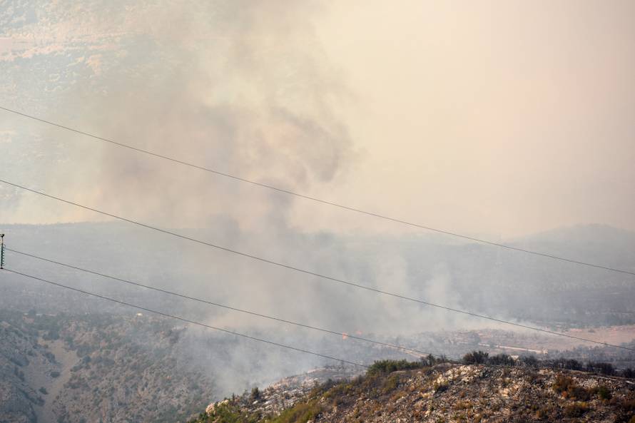 'Obranili smo kuće. Situacija je puno bolja, vjetar je oslabio...'