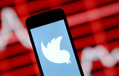 Zbog loše zarade Twitteru su potonule dionice za 20 posto