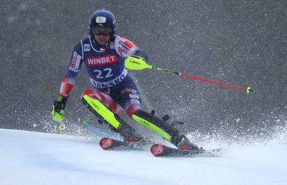 Samuel Kolega ljutit nakon otkazanog slaloma: Kažu da je opasno skijati uz kapljice kiše...