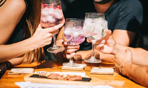 Stru&ccaron;njaci tvrde: Ovih 8 pi&cacute;a su jako lo&scaron;a za zdravlje crijeva