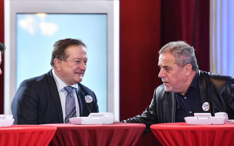 Zagreb: Poznati u call centru primali pozive graÄana