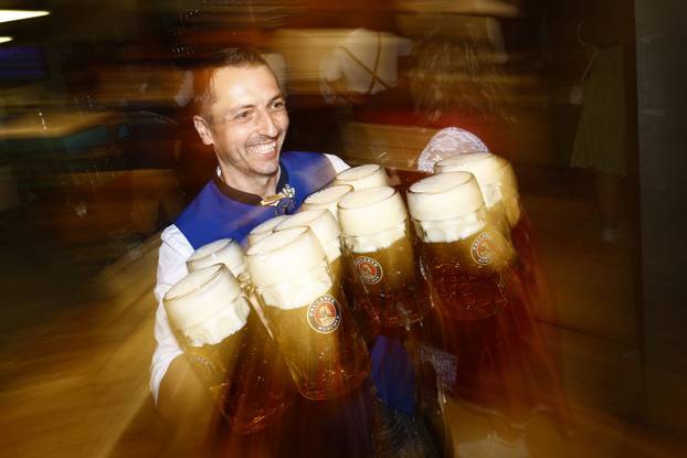 Otvoren 191. Oktoberfest u Muenchenu