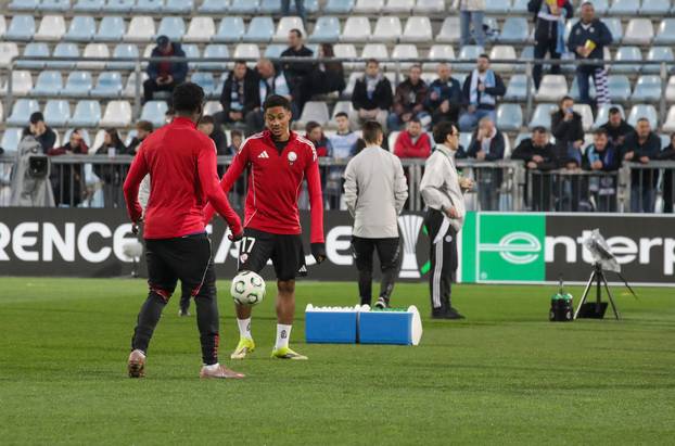 Rijeka: Zagrijavanje igrača prije početka utakmice HNK Rijeka - RC Strasbourg