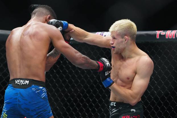 MMA: UFC 320 - Mix vs Wiklacz