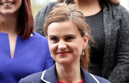 Zastupnici Jo Cox prijetili su prije nego su je okrutno ubili